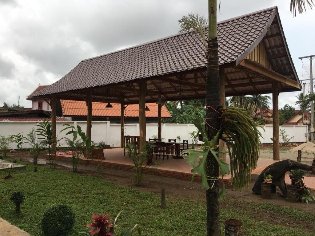 Leego Hotel Luang Prabang Exterior foto